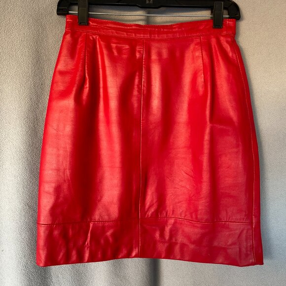 JC Comini Red Genuine Leather Pencil Skirt | Size S/6 | Made in Argentina - Picture 3 of 8